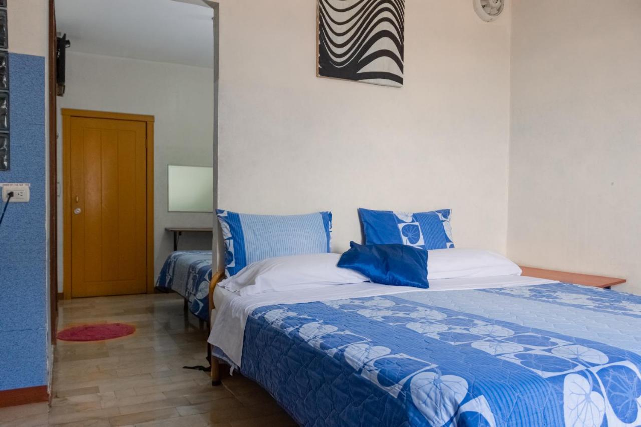 Hotel Livingston Inn Guayaquil Buitenkant foto